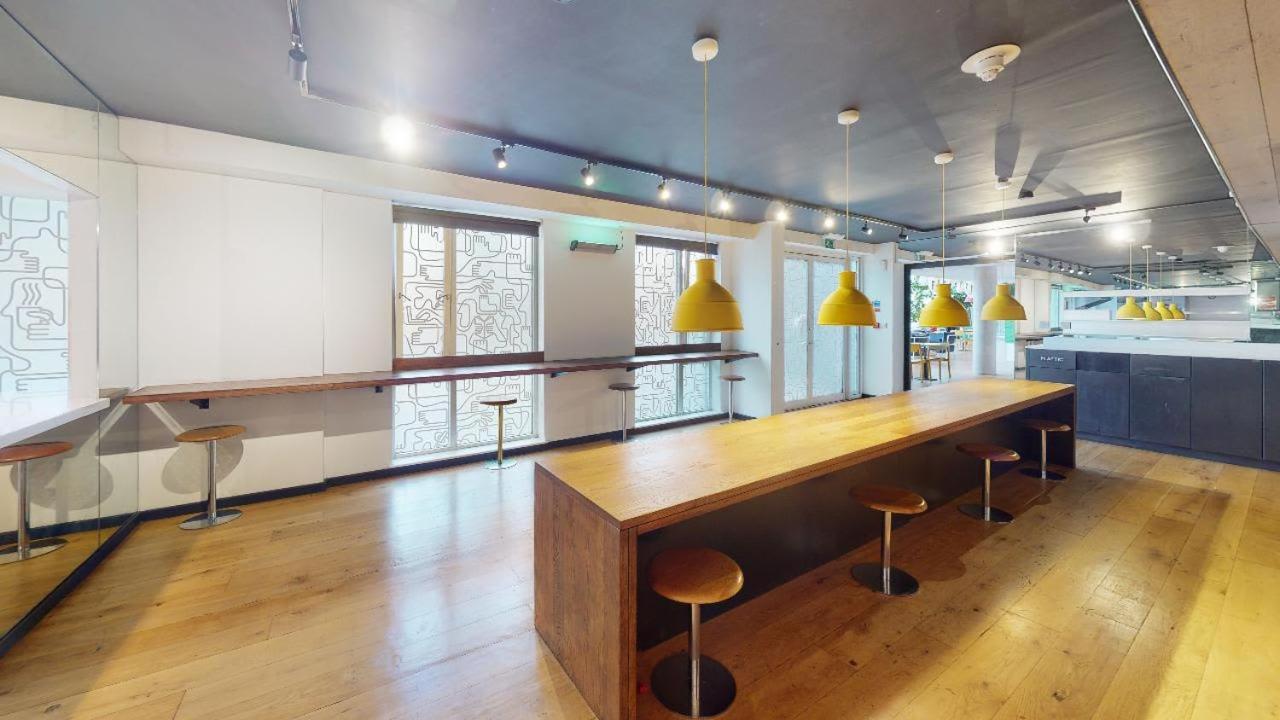 Apartamento For Students Only East Court In